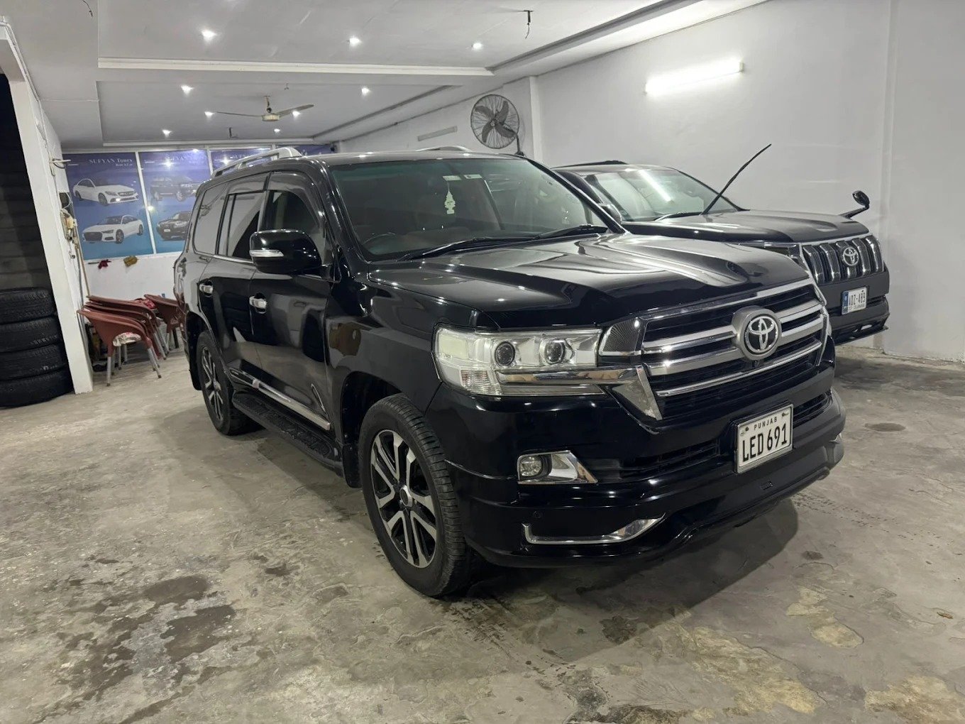 Khan Tours Rent a Car service Lahore image